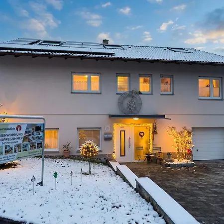 Habitación en casa particular Schwarzwaldliebe Ferienzimmer Mit Bad Gaggenau